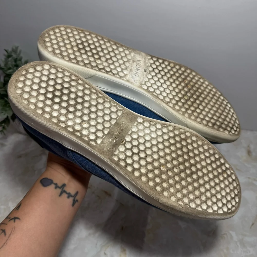 Vionic Mens Brody‎ Slip On Sneakers Canvas Upper Size 11 Minimalist Casual Comfy